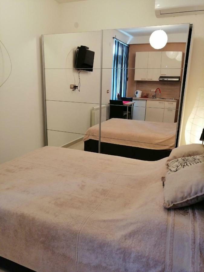 Studio Apartman Irena 2 Бієла Екстер'єр фото