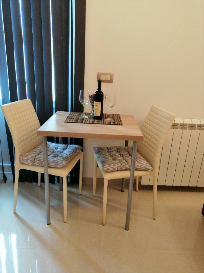 Studio Apartman Irena 2 Бієла Екстер'єр фото