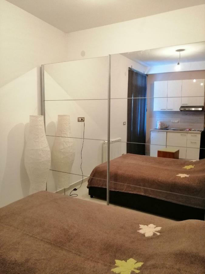Studio Apartman Irena 2 Бієла Екстер'єр фото